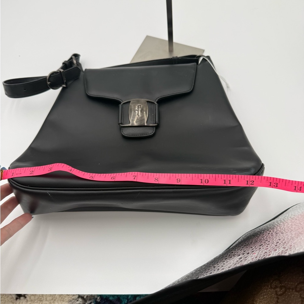 FLAWED Salvatore Ferragamo Black Shoulder Bag - Picture 13 of 15